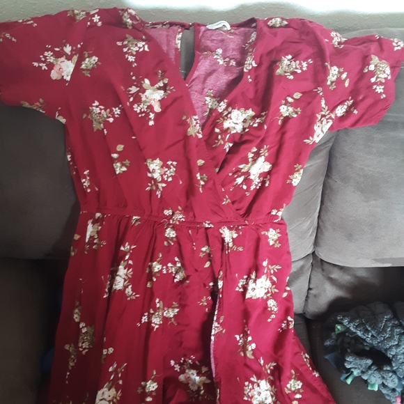 Romper - Picture 2 of 3